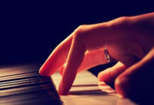 短道速滑世锦赛 刘少昂1500米获得铜牌央视新闻客户端.